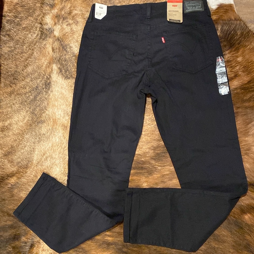 NWT Levi’s Boyfriend Fit Jeans Sz 29x30